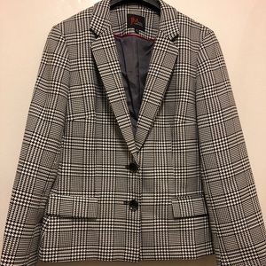 Houndstooth plaid single-breasted jacket!